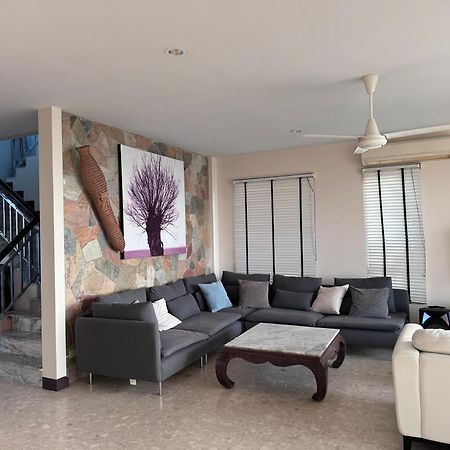 Absolute Beachfront Villa Ban Huai Yang エクステリア 写真
