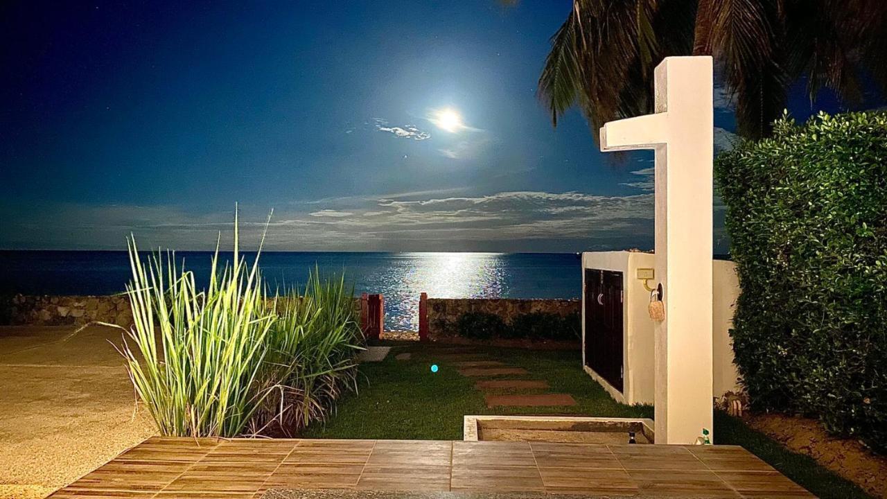 Absolute Beachfront Villa Ban Huai Yang エクステリア 写真
