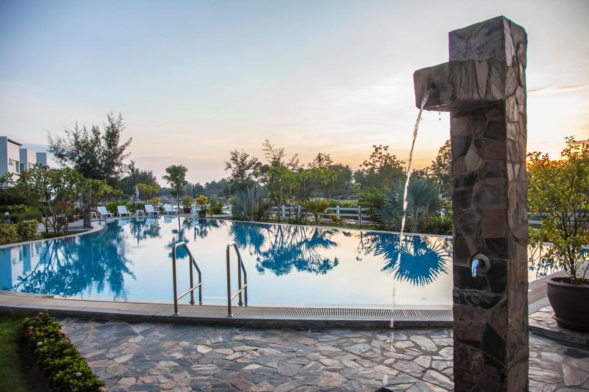 Absolute Beachfront Villa Ban Huai Yang エクステリア 写真
