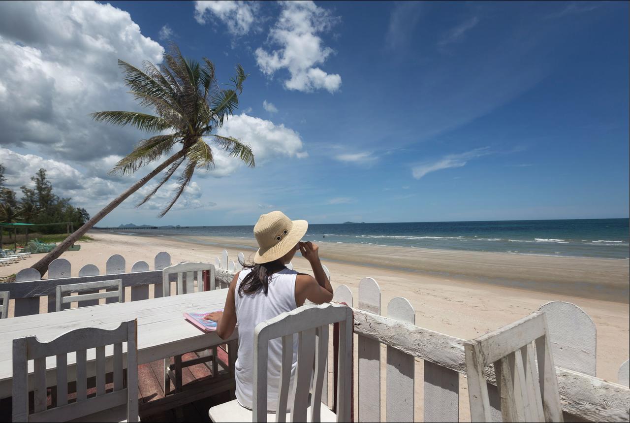 Absolute Beachfront Villa Ban Huai Yang エクステリア 写真